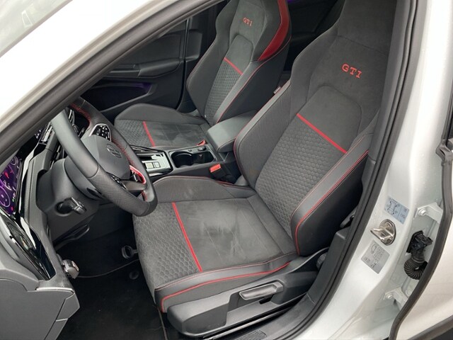 Volkswagen Golf 2.0 TSI DSG Golf VIII