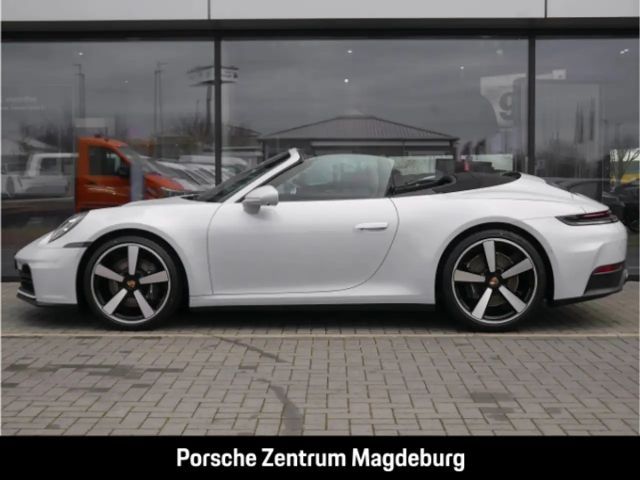 Porsche 992 Cabrio Carrera