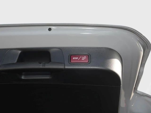 Mercedes-Benz GLB 200 AMG Line