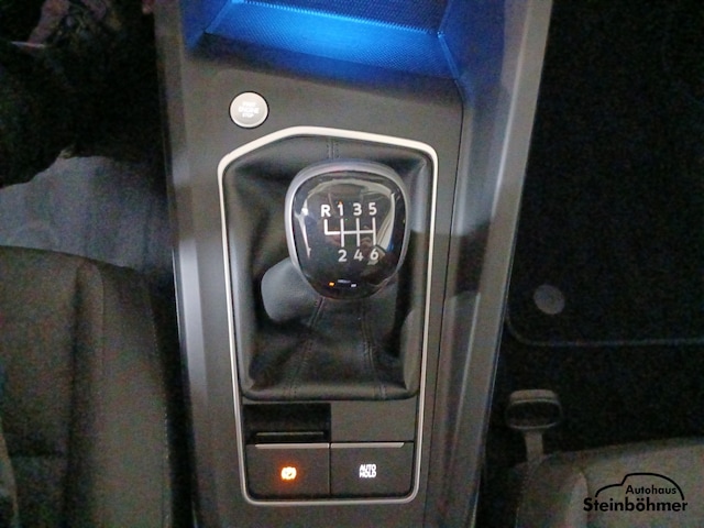 Volkswagen Golf Move