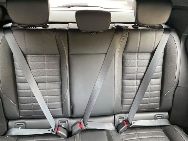 Renault Megane Comfort E-Tech Iconic