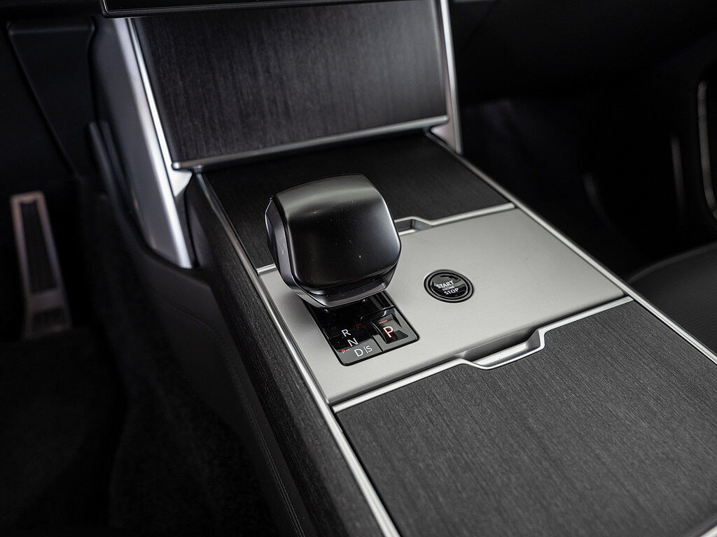 Land Rover Range Rover P615 SV