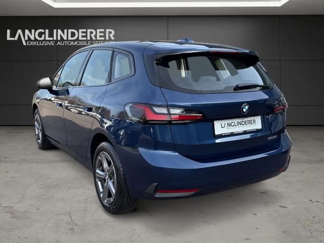 BMW 220 220i Active Tourer