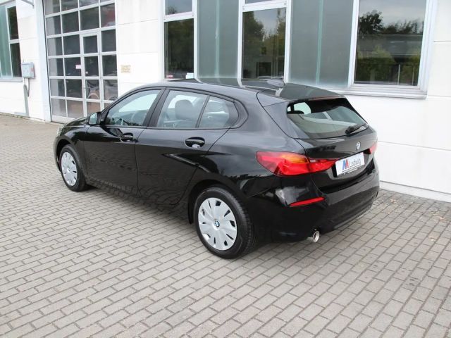 BMW 116 116i Sedan