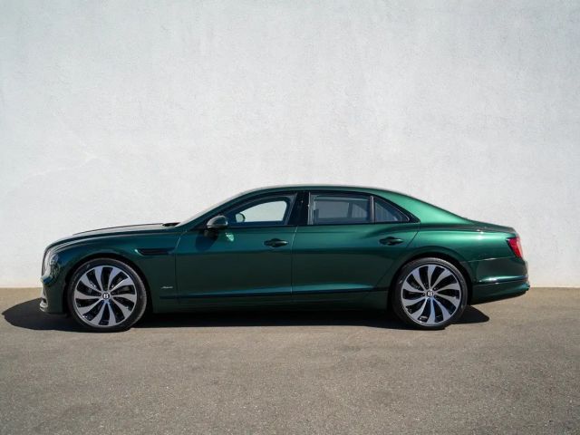 Bentley Flying Spur V8