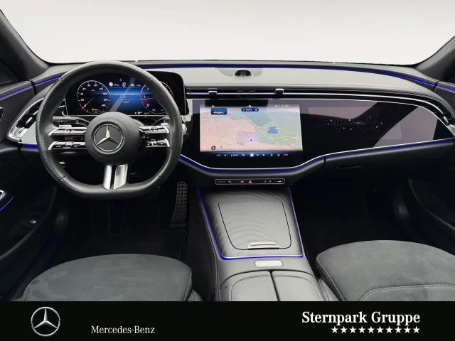 Mercedes-Benz E 220 AMG Line E 220 d Sedan