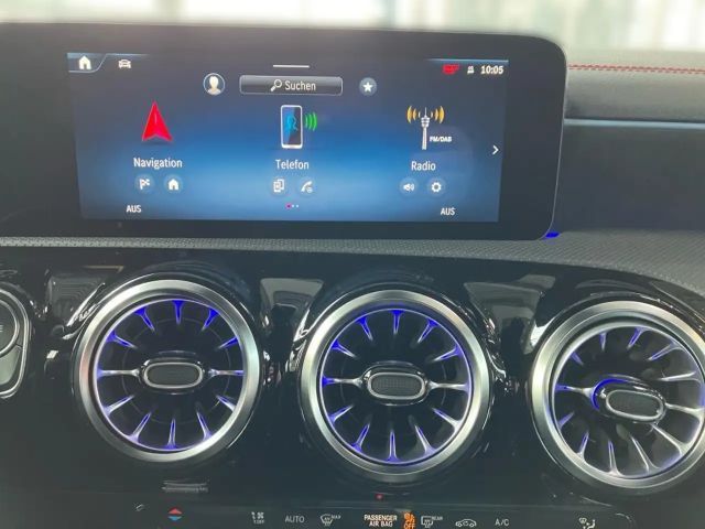 Mercedes-Benz CLA 180 AMG Line Shooting Brake