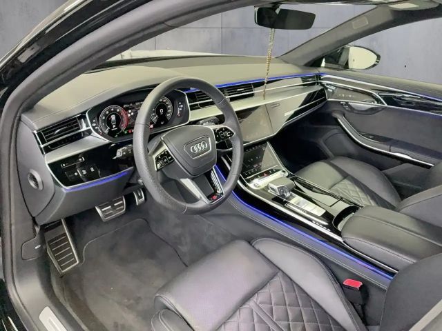 Audi A8 60 TFSI Hybride Quattro