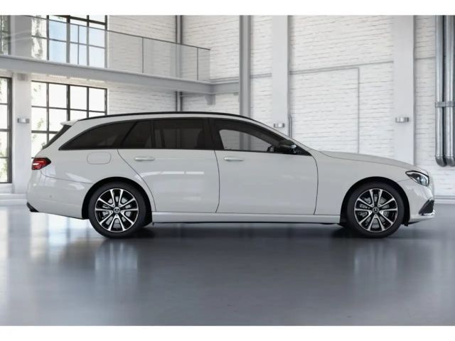 Mercedes-Benz E 220 AVANTGARDE E 220 d Estate