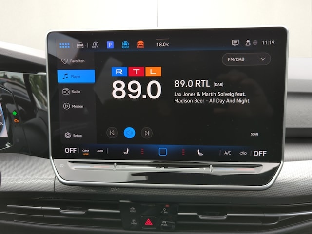 Volkswagen Golf 1.5 eTSI DSG Golf VIII