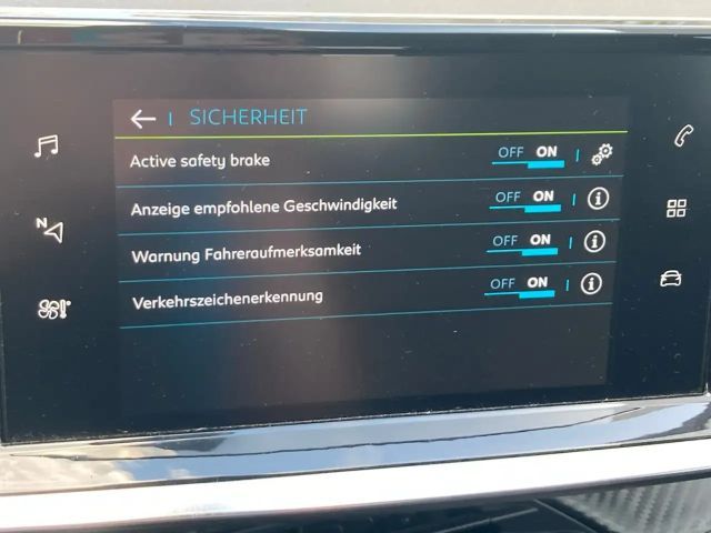 Peugeot E-208 Active Pack