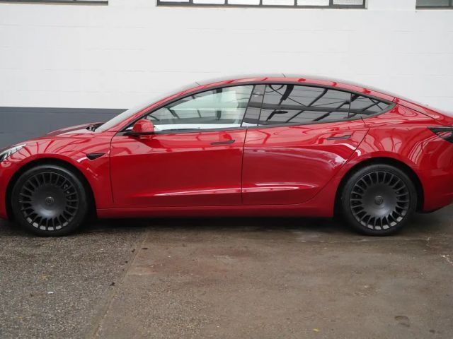 Tesla Model 3 AWD Long Range