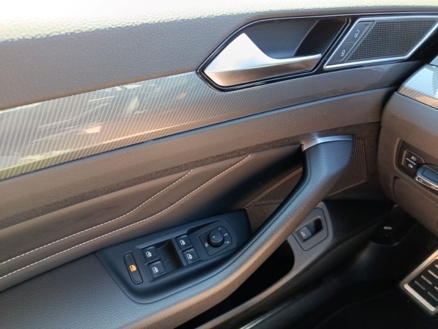 Volkswagen Passat 2.0 TSI Business Variant