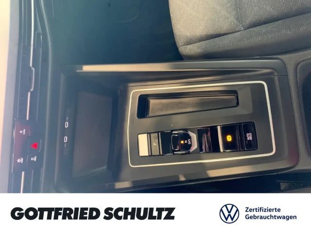 Volkswagen Golf DSG Golf VIII Life Variant