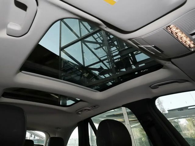 Mercedes-Benz GLC 300 4MATIC AMG Line