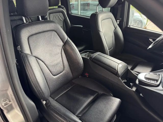 Mercedes-Benz V 300 AMG Line V 300 d