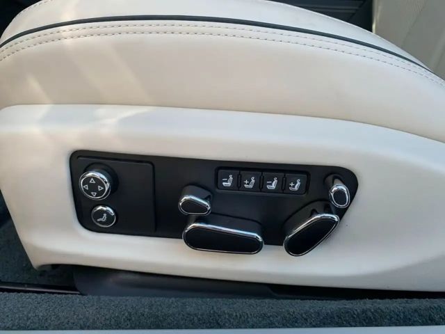 Bentley Continental GTC Hybrid V8