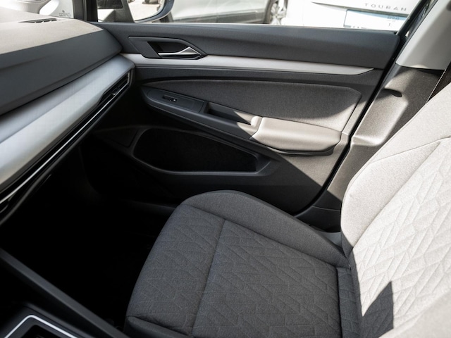 Volkswagen Golf 1.5 eTSI Golf VIII Variant