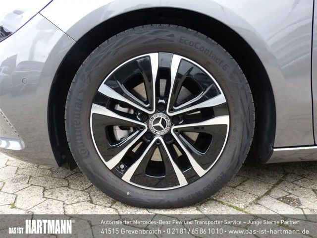 Mercedes-Benz B 180 Progressive Sedan