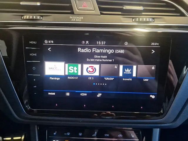 Volkswagen Touran ACT DSG R-Line