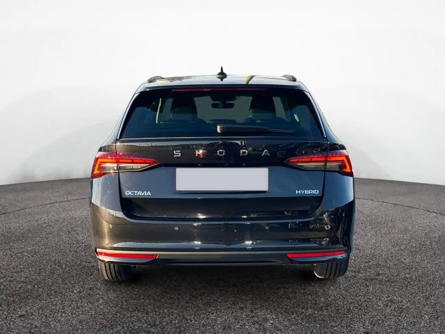 Skoda Octavia Combi Selection