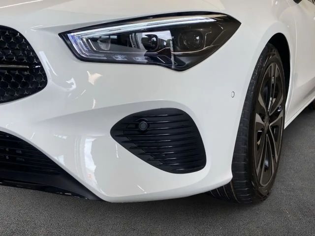 Mercedes-Benz CLA 180 CLA