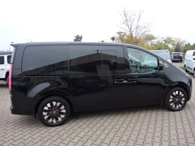 Hyundai Staria Signature Vierwielaandrijving