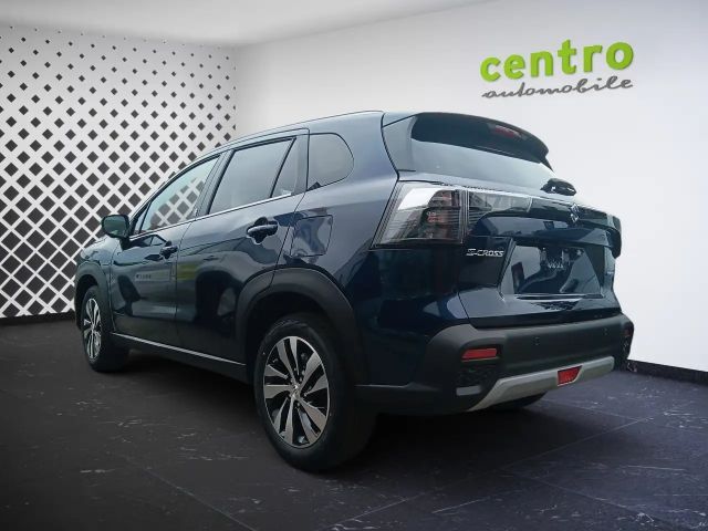 Suzuki S-Cross Flash