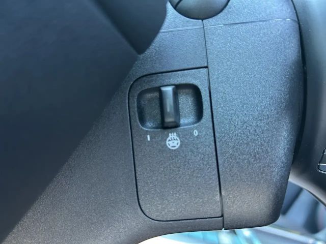 Mercedes-Benz GLB 200 AMG Line