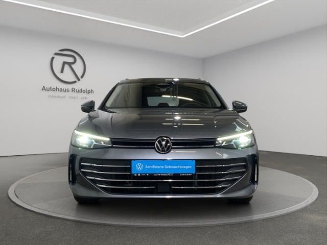 Volkswagen Passat 1.5 eTSI DSG Variant