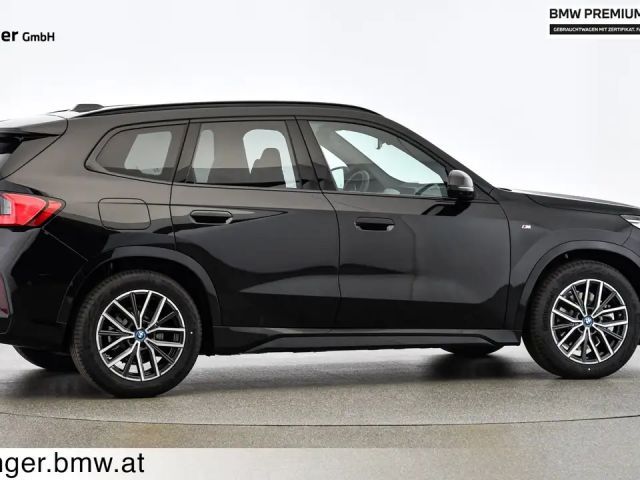 BMW iX1 xDrive30