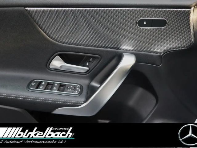 Mercedes-Benz A 200 Progressive