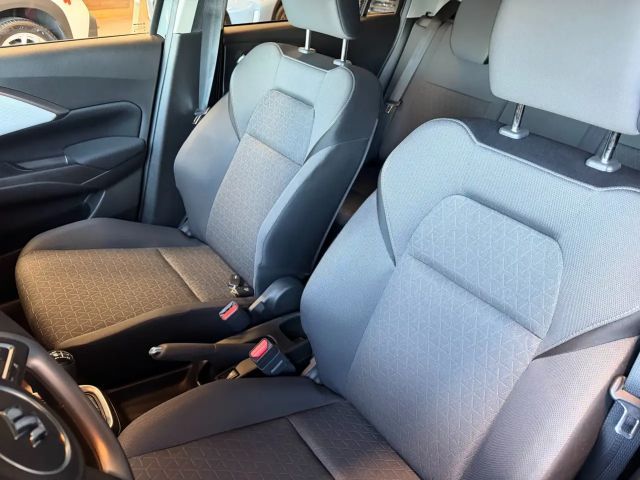 Suzuki Swift AllGrip DualJet Flash