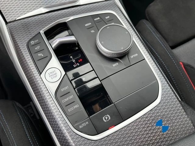 BMW 320 320d M-Sport Sedan