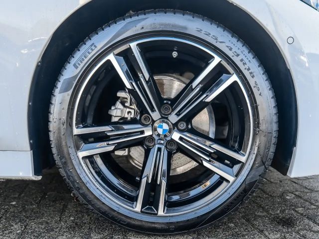 BMW 318 318d M-Sport Sedan