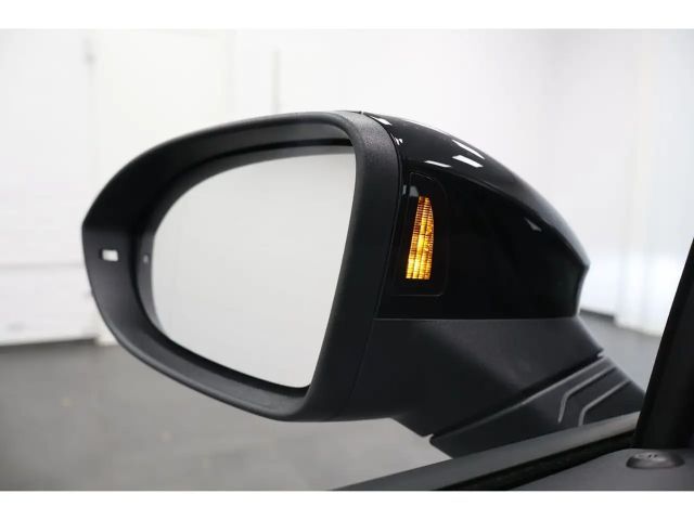 Volkswagen Golf 1.5 TSI Golf VIII