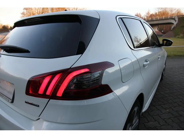 Peugeot 308 EAT8 GT-Line