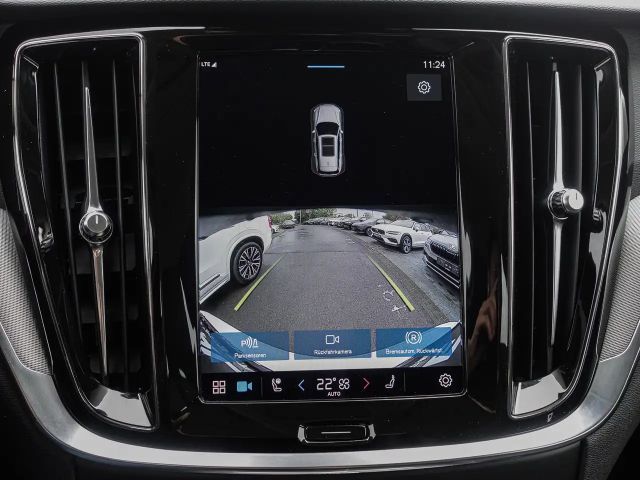 Volvo V60 Cross Country AWD Plus