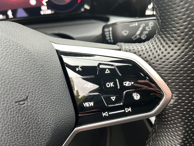 Volkswagen Golf 2.0 TSI GTI IQ.Drive