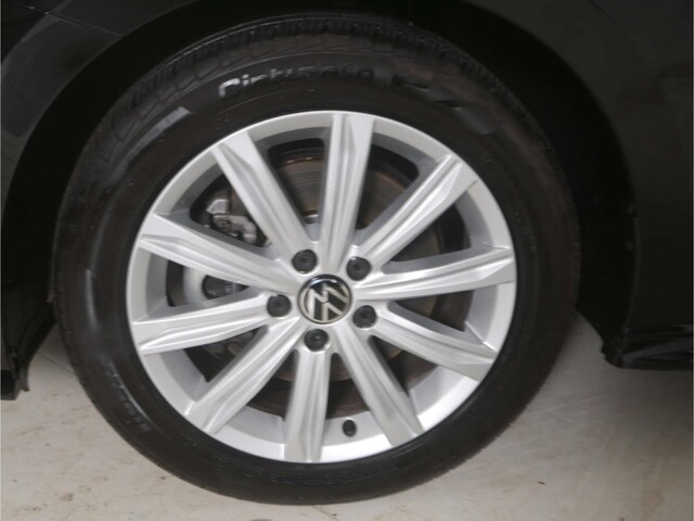 Volkswagen Touran 1.5 TSI DSG R-Line