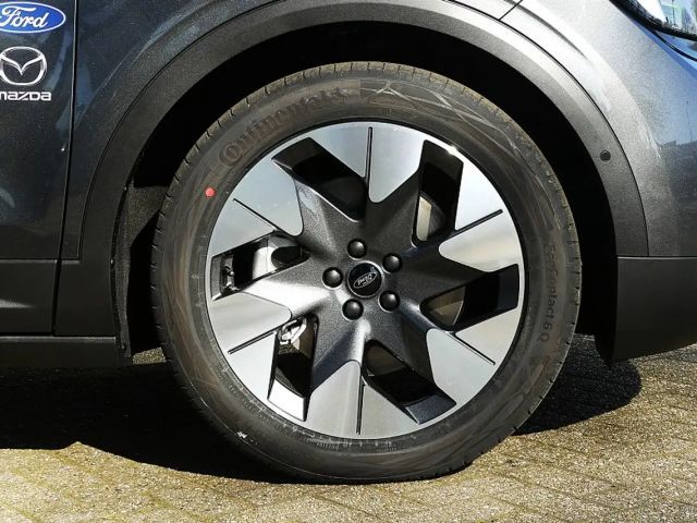 Ford Explorer Premium RWD