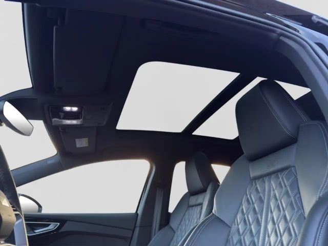 Audi Q4 e-tron 50 Quattro S-Line