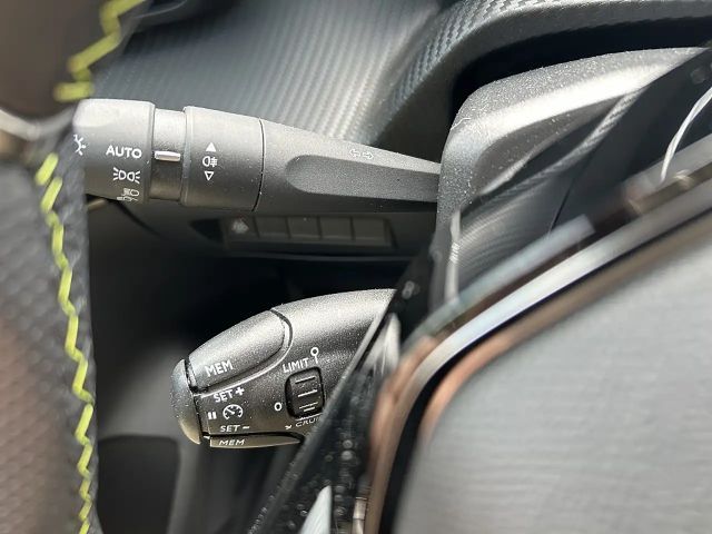 Peugeot 208 BlueHDi GT-Line