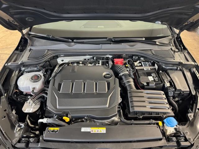 Volkswagen Golf 2.0 TDI DSG Style Variant