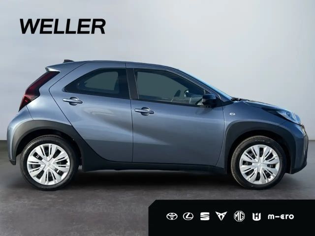 Toyota Aygo X Bi-Tone Hatchback