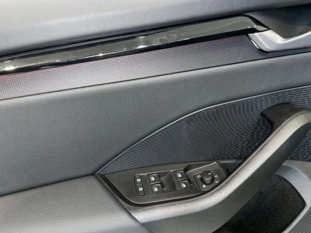 Skoda Octavia 1.5 TSI Combi Sportline