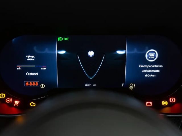 Alfa Romeo Giulia AT8 Q4