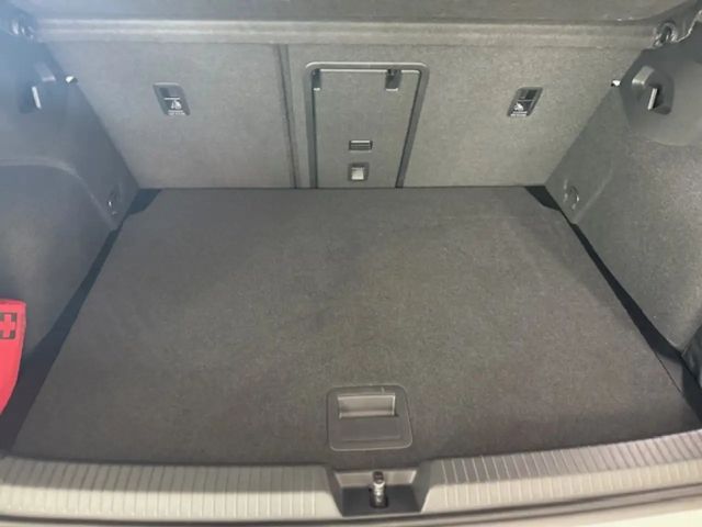 Volkswagen Golf 1.0 TSI Golf VIII Move