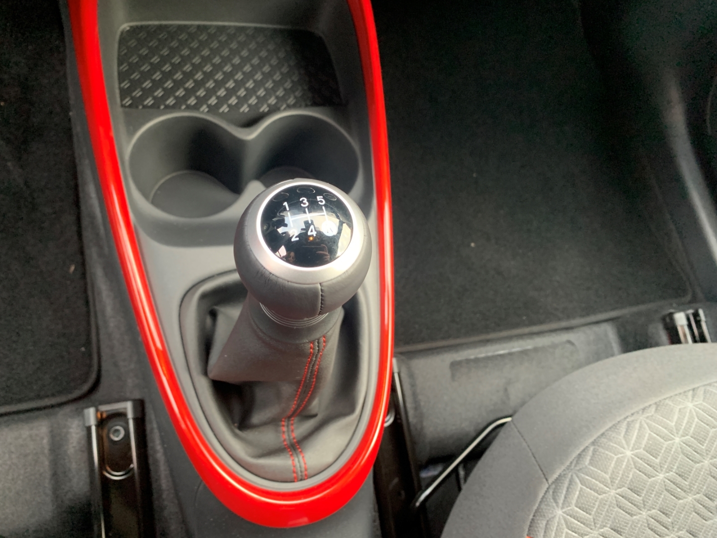 Toyota Aygo X 5-deurs Basis