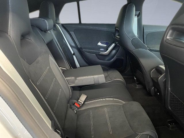 Mercedes-Benz CLA 200 Shooting Brake